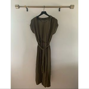 Long green wrap top